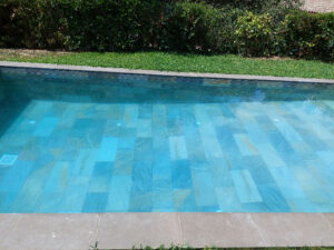 Piscinas de gres porcelanico