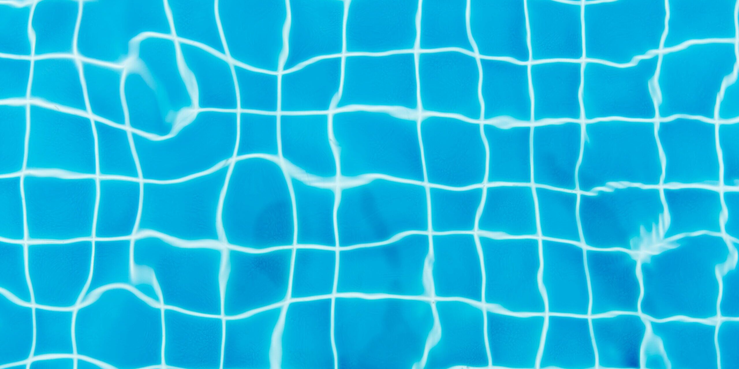 Errores más comunes al construir una piscina y cómo evitarlos